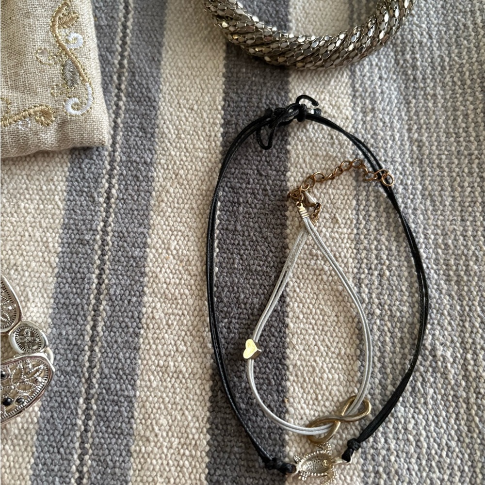 Bangle and Bracelet Collection 🎄 - Picture 4 of 5